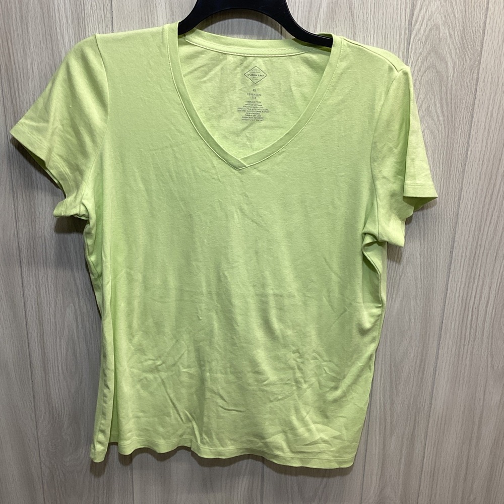 ST JOHN's BAY Women's (Size XL) T-Shirt V-Neck Short Sleeve 100% Cotton Green